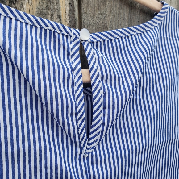 Pearl and Pinstripe Top - Picture 6 of 7